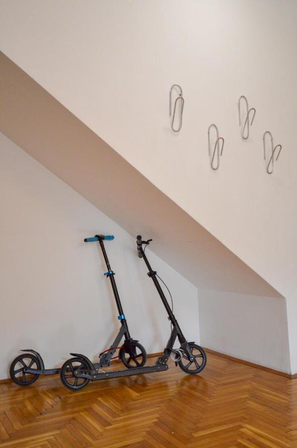 Spacious 1-Bedroom Apartment ノヴィ・サド エクステリア 写真